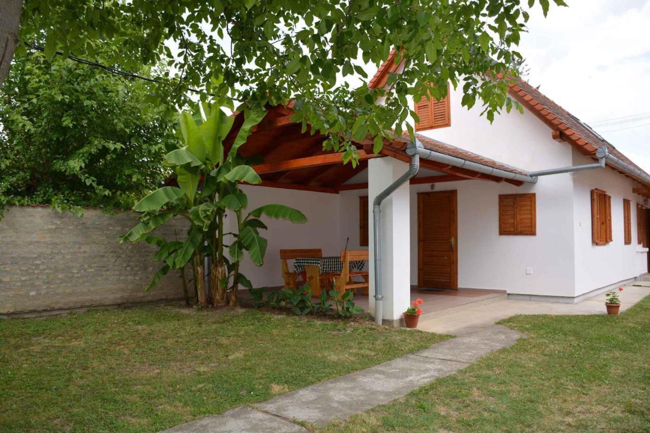 Apartment Balatonbereny 8 Eksteriør billede